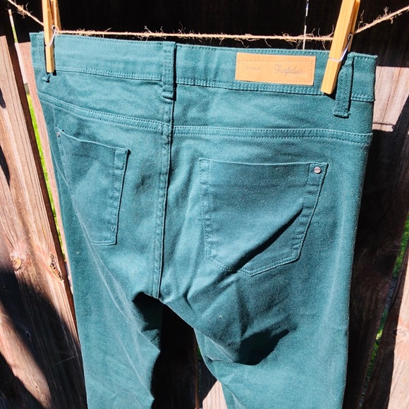 Zara - Trafaluc Jeans - Green - Size 6 - Picture 4 of 8